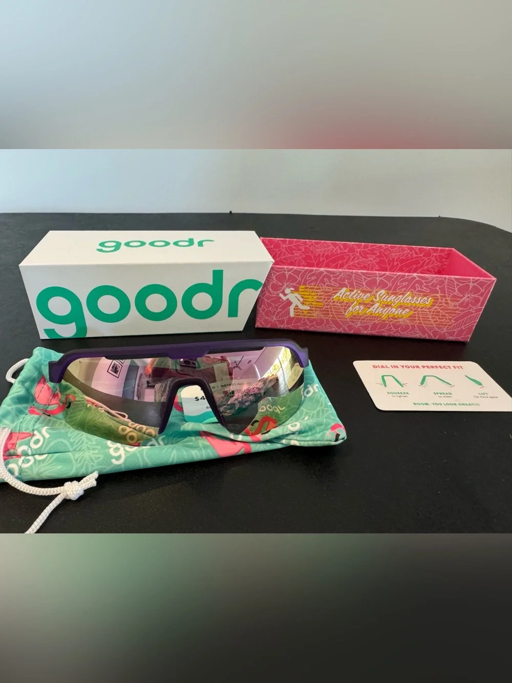 NWT Goodr sunglasses BOLT G - tentacle tag champion